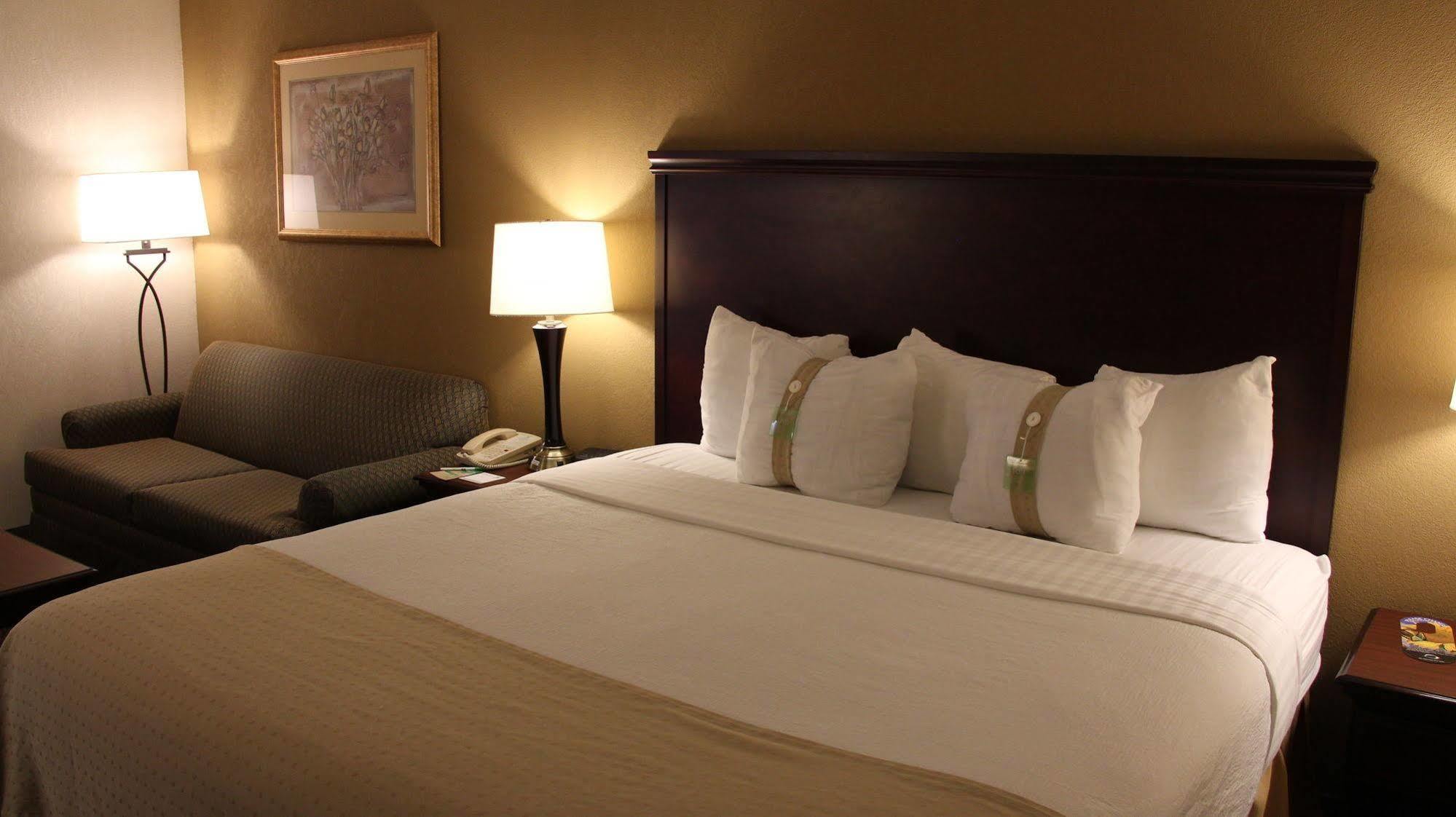 Holiday Inn Huntsville - Research Park By Ihg Экстерьер фото